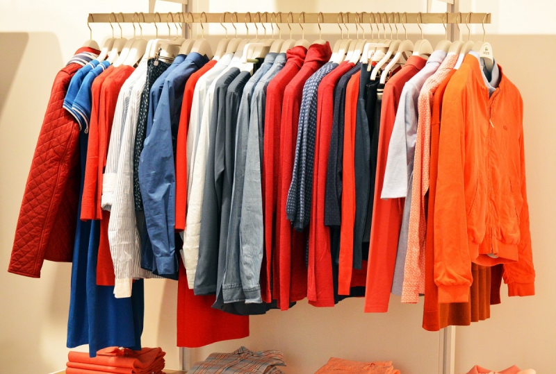 boutique-CANNES-min_store_clothes_clothing_line_fashion_retail_clothing_store_shop-633917